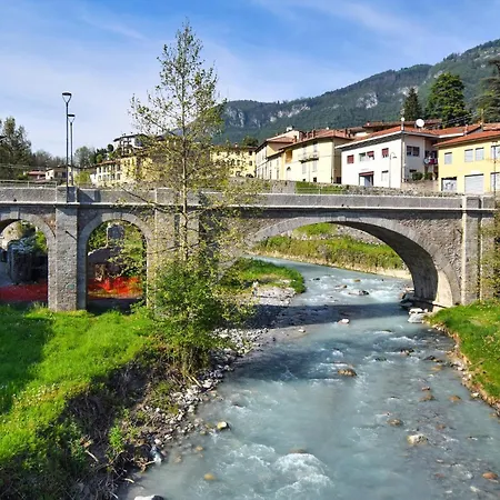 2 Bedroom Stunning In - Ivi007 Apartman Sovere
